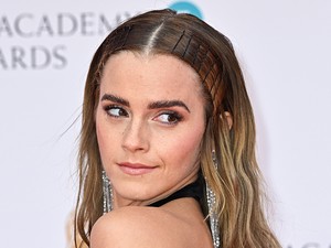 Emma Watson megidézte a 2000-es évek imádott trendjét a BAFTA gálán