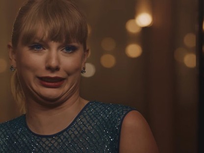 A híres DJ kigúnyolta Taylor Swift ikonikus spárgajelenetét, és sajnos nem tudunk nem nevetni