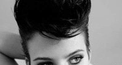 Elvis él! Női testben!