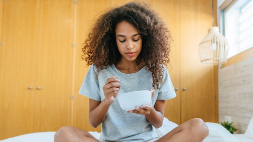 6 hétköznapi finomság, amit a dietetikusok szerint örökre el kellene felejtened reggelire