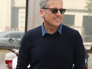 Az internet megőrül Steve Carell ezüst hajáért