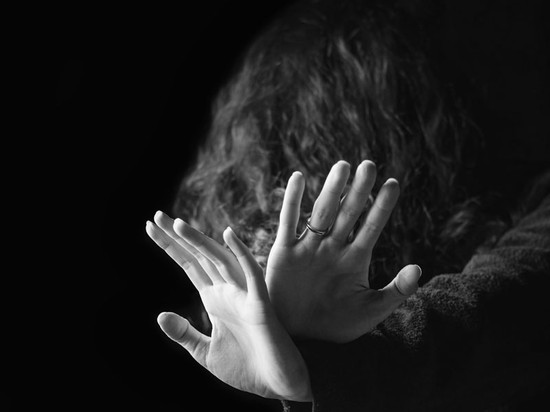 Legfrissebb adatok: Az EU-ban heti ötven nő hal meg családon belüli erőszak miatt