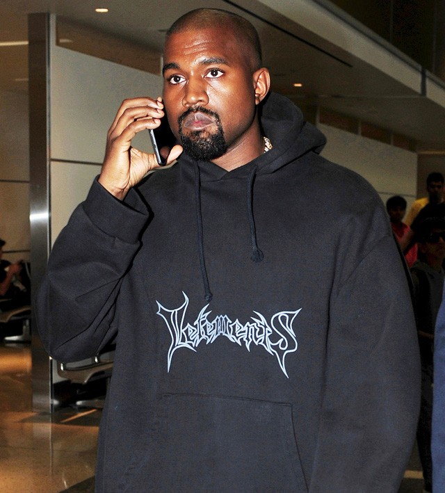 Kanye West Vetements pulóverben
