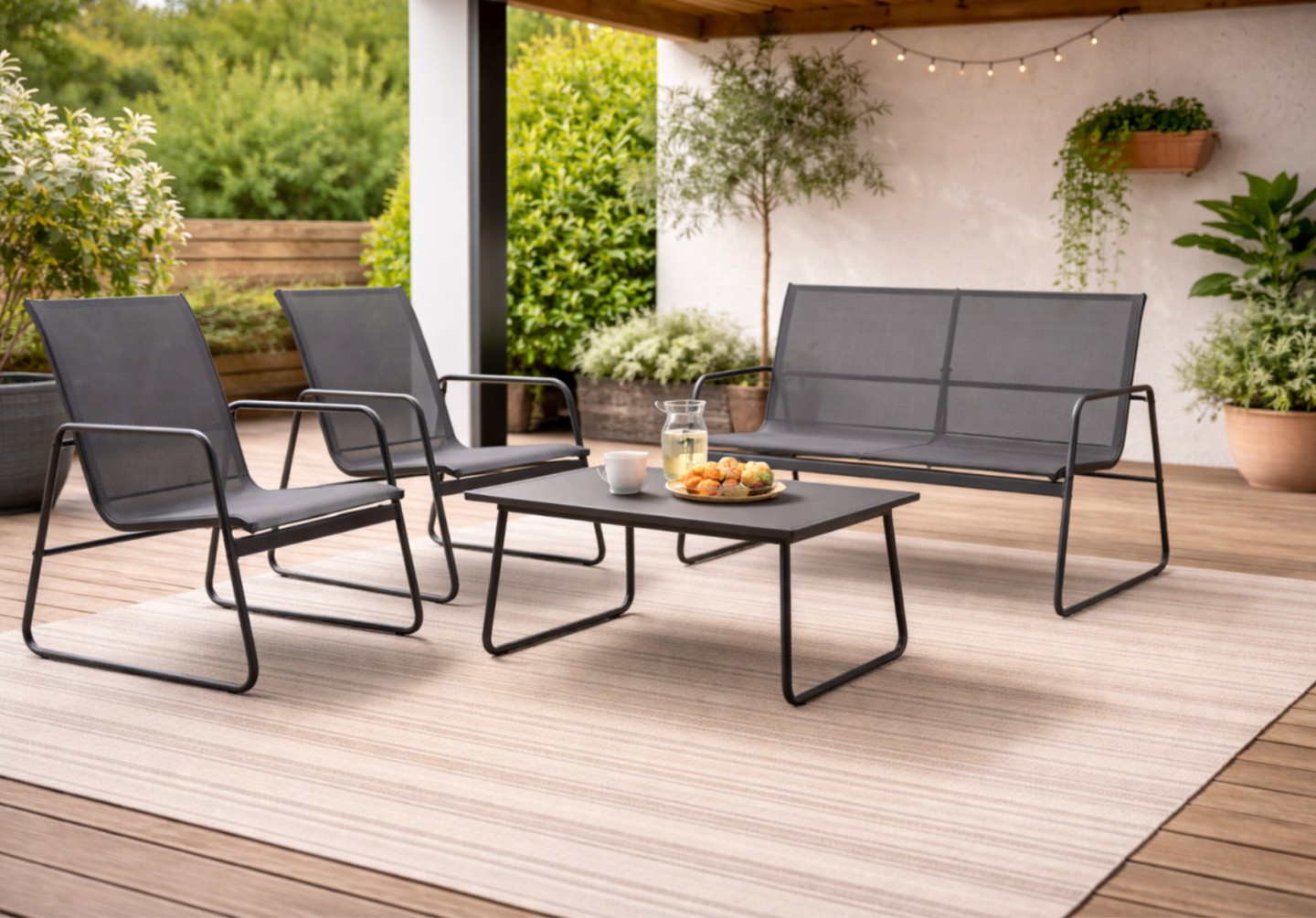 4 részes fém kerti bútor szett PRAKTIKER 45 990 Ft 20% kedvezmény a GLAMOUR-napokkon