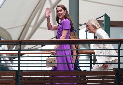 Szakértők elemezték, mennyibe kerülhetett Katalin hercegné megjelenése, filléres kiegészítőt is viselt a walesi hercegné