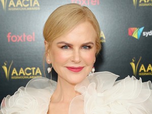 Nicole Kidman gyönyörű a habtenger ruhájában