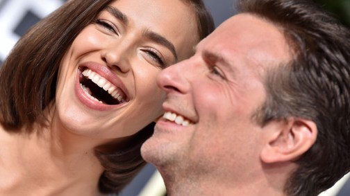 Irina Shayk és Bradley Cooper között csak úgy izzik a levegő közös nyaralásukon