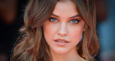 Sosem volt még olyan vagány és rövid Palvin Barbi haja, mint most