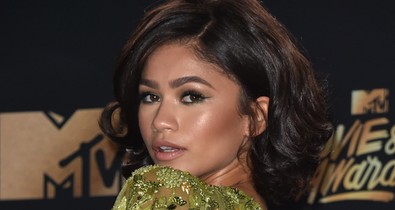 Ó, Zendaya megint tökéletes volt, gyönyörű ruhában az MTV gálán