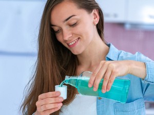 Kiderült, melyik a legjobb időpont a szájvíz használatához a fogorvos szerint