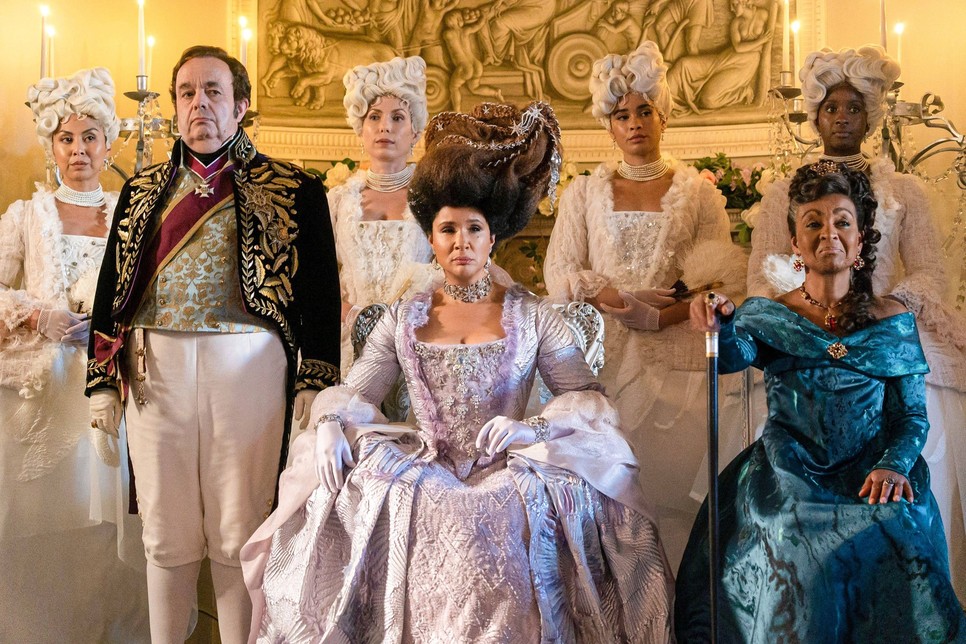 A Bridgerton nem tesz különbséget fekete és fehér színészek között, amikor az arisztokrácia megformálásáról van szó