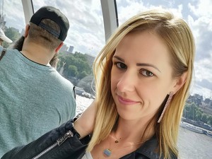 Ebben szettben érkezett Abonyi Orsi a Spice Girls köncertre