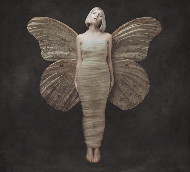 Aurora - All my demons greeting me as a friend album