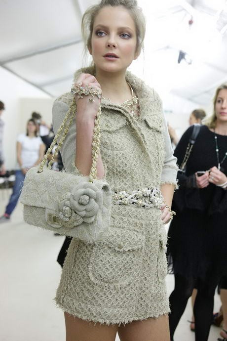 Backstage a Chanel 2010-es tavasz-nyári bemutatóján.