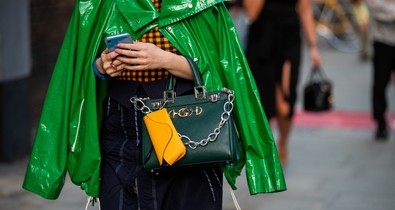 Hogyan viselj esőkabátot stílusosan? Mutatjuk!