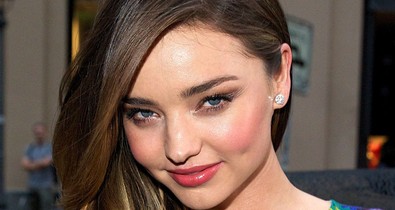 A tökéletes 15 perces edzés a bombaformáért