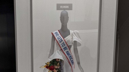 A New York-i Metropolitan Múzeum „Amerikában: A divat lexikonja" című kiállításának a listádon a helye