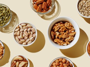 Akár 10 évvel fiatalabbnak tűnhetsz ettől az élelmiszertől, mégis alig eszel ebből a csodaszerből