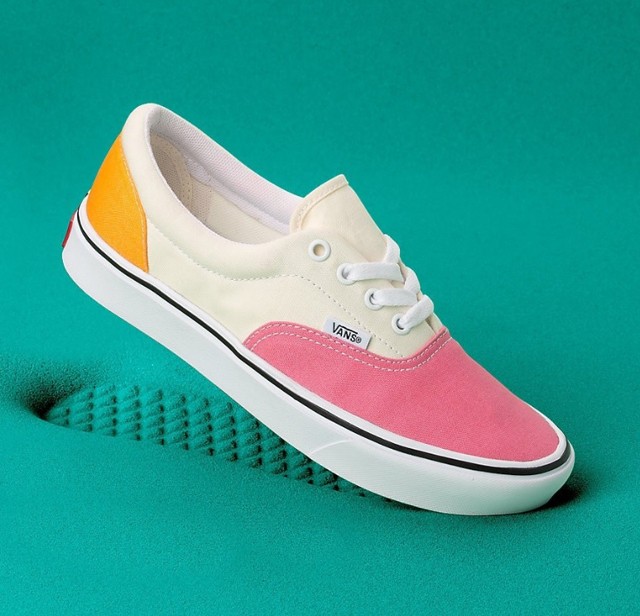 VANS COMFYCUSH ERA 20 990 Ft helyett 16 792 Ft