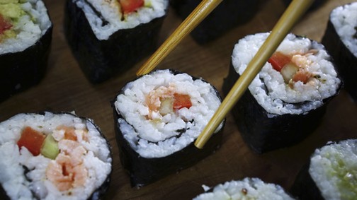 A sushiból készült sneaker egyszerűen őrület