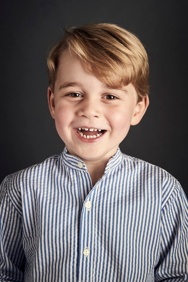 Ebbe az iskolába íratták be György herceget!