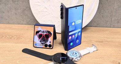 Trendi, okos, sokáig bírja: Megérkeztek a Samsung legújabb kinyitható készülékei