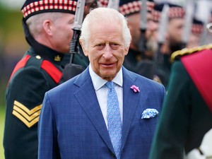 Végre! Károly király nagyon fontos lépésre szánta el magát, ez mindent megváltoztathat