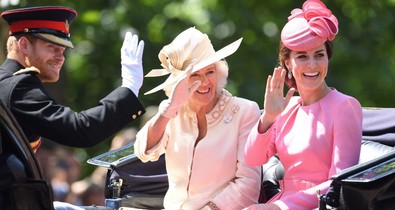 Harry herceg Kamilla királynét sem kímélte, kőkeményen beleállt