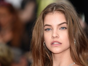 Palvin Barbara Rómában kacérkodik!