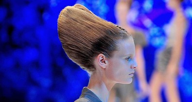 Ikonikus divatbemutatók 1. - Alexander McQueen utolsó bemutatója