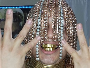 Új trend lesz az aranylánc haj?