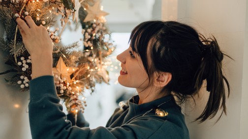 December, lassú üzemmódban: illatok, saját készítésű díszek és zöld csomagolás