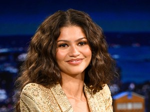 Ha Kleopátra így festett, mint most Zendaya a vörös szőnyegen, már értjük, miért hevert lábai előtt a fél világ