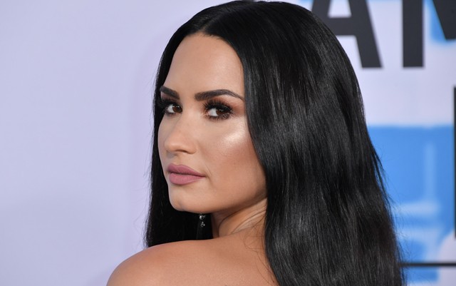 Ilyen gyönyörű menyasszonyként Demi Lovato!