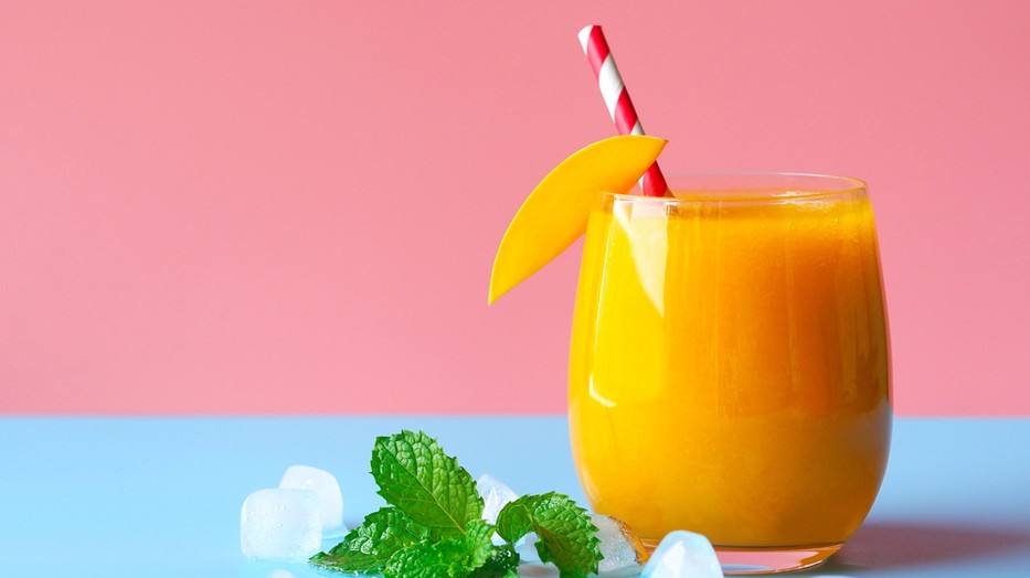 Nyári, jeges, mangós smoothie