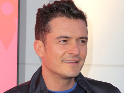 Orlando Bloom magára vehet bármit, akkor is ő a legstílusosabb pasi a teremben