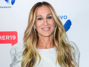 Gyűlölsz vasalni? Sarah Jessica Parker megmutatja álmaid ruháját