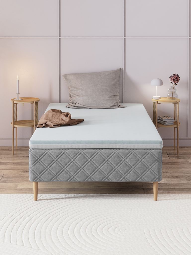 A fekvőbetét tökéletes választás, hogy kényelmesebbé tegyél vendégágyat - JYSK WELLPUR BOKSELVI fekvőbetét (120x200 cm) 99500 Ft