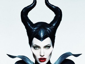 Démoni ékszerek az új Angelina Jolie filmhez