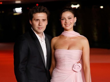 Brooklyn Beckham és Nicola Peltz szenvedélyes csókjától azonnal elpirulsz, csak úgy tombol közöttük a kémia