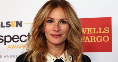 Tátva marad a szád, ha meglátod Julia Roberts első Golden Globe ruháját