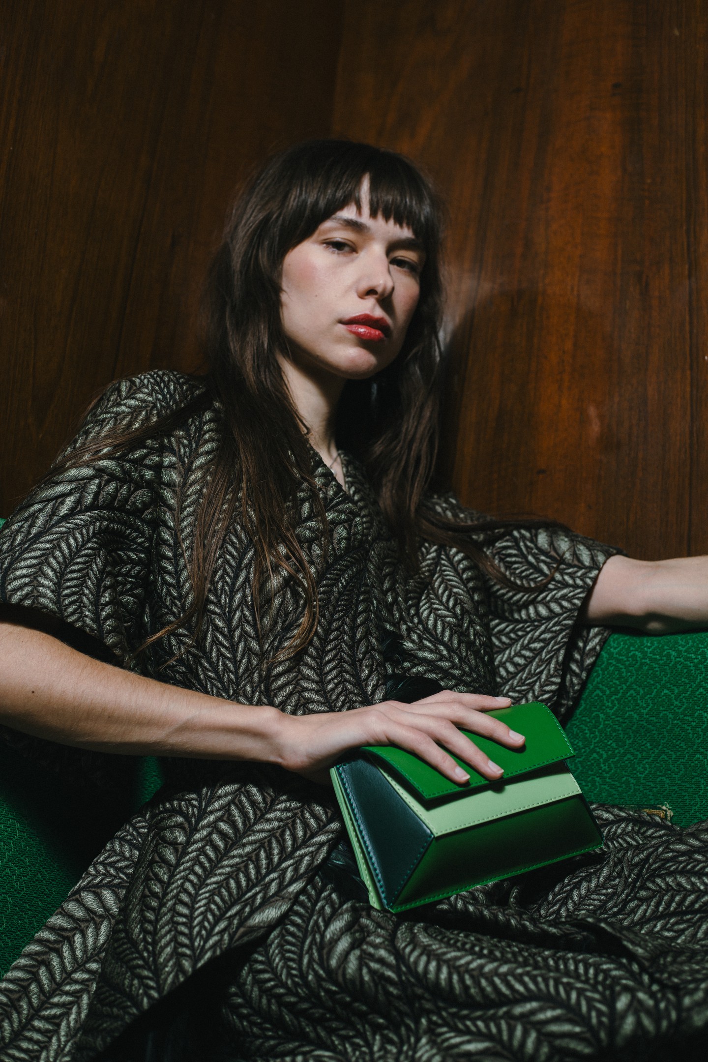 A VENGRU almabőrből készült táskája