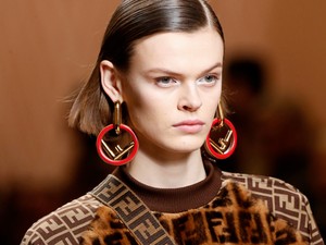 Álmodj királylány: Hogy költs milliókat percek alatt - 10 pazar Fendi cucc