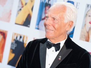 „Minden az én döntésem, és ez meg is látszik” – Giorgio Armani 50 éve töretlen sikerrel igazgatja divatházát