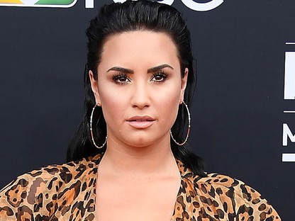 Demi Lovato teljesen elhitette a rajongóival, hogy terhes