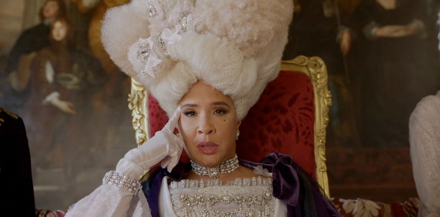 El tudod képzelni Sarolta királynőt a paróka nélkül?