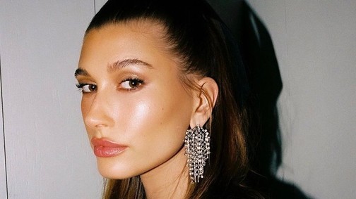 17 alkalom, amikor Hailey Bieber mindenkit lepipált a szépségével