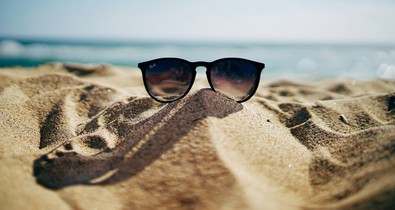 Nyaralás autóval: mire érdemes odafigyelni biztosításkötésnél?