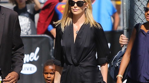 Csodálatos dolgot tett Charlize Theron!