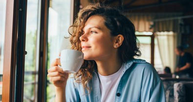 Ez a hétköznapi ital még a májbetegségeket is visszafordíthatja: ideje, hogy erre cseréld a kávédat